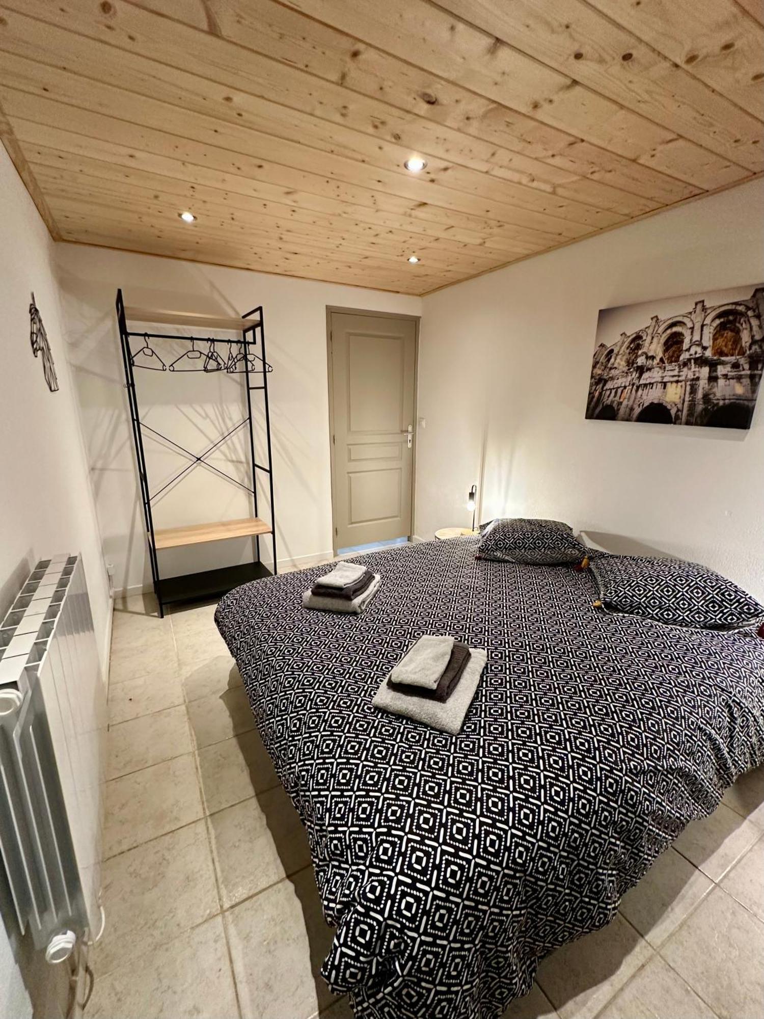 Le Gite Des Poiriers Uzes Ngoại thất bức ảnh